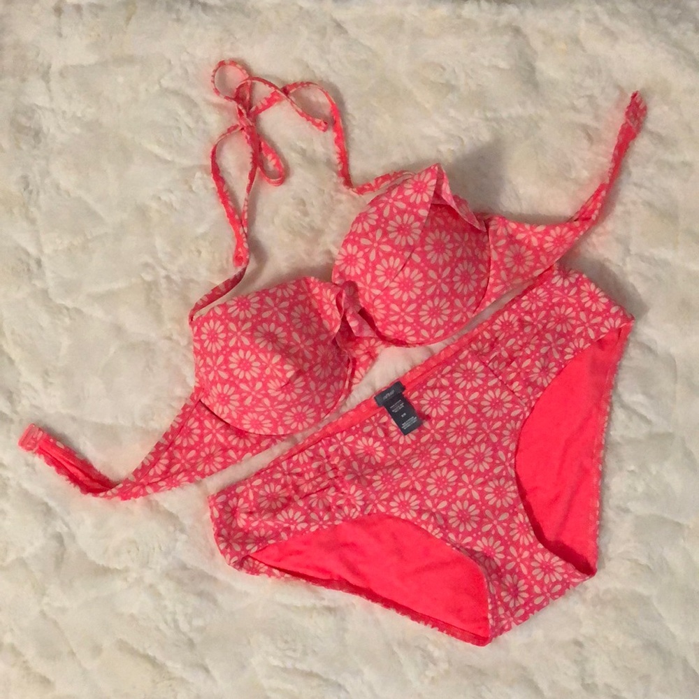 Swimsuit- top 34B, bottom M